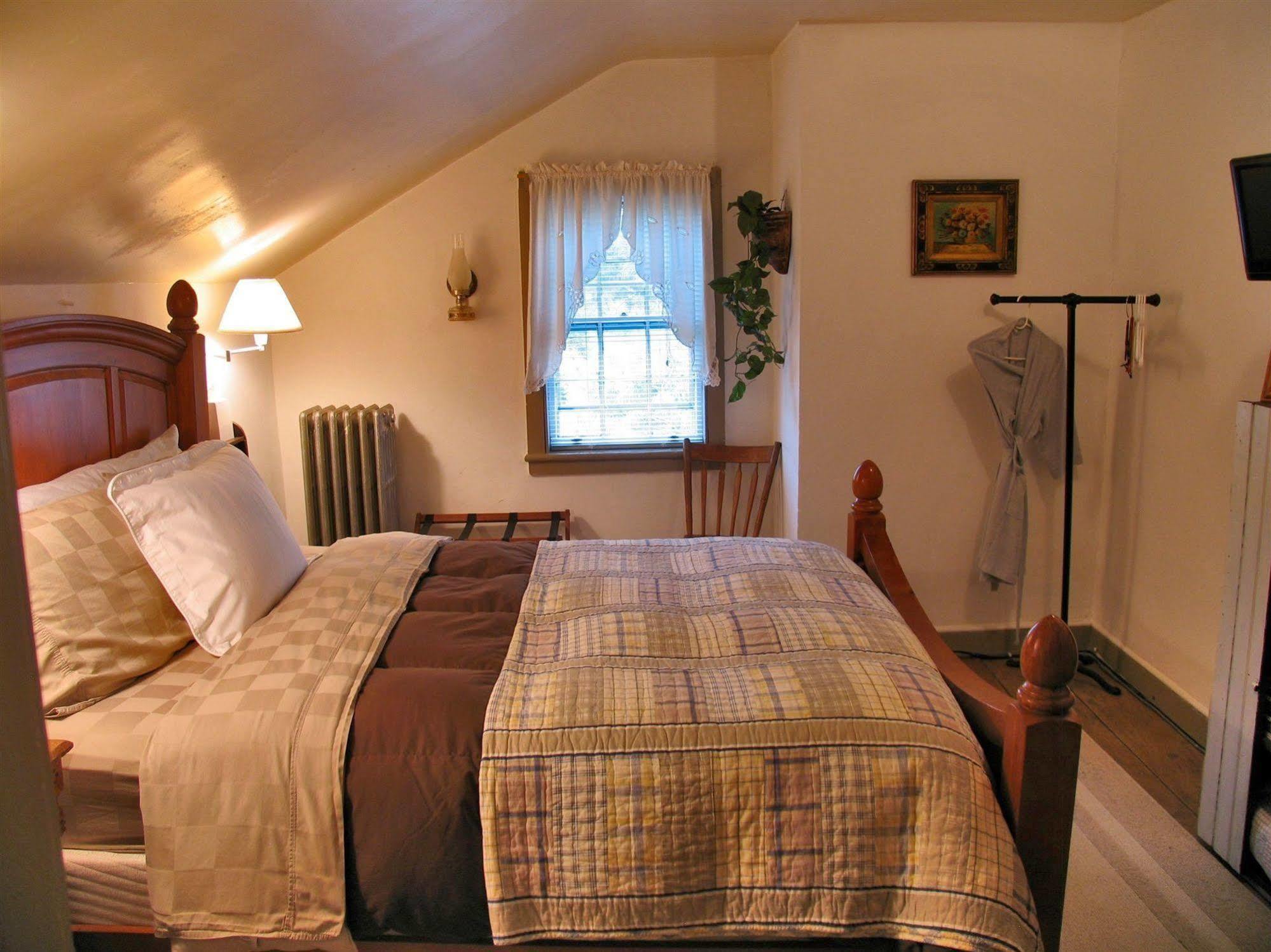The Borland House Inn Montgomery Ngoại thất bức ảnh